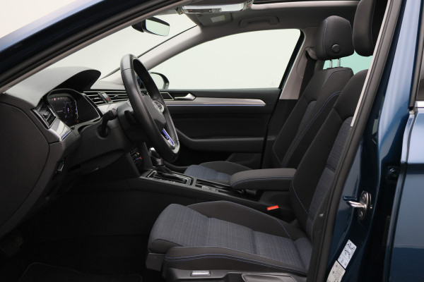 Volkswagen Passat Variant 1.4 TSI PHEV GTE Business Panoramadak, ACC, Apple Carplay, Trekhaak, Camera, Keyless