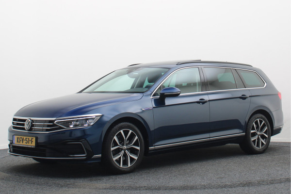 Volkswagen Passat Variant 1.4 TSI PHEV GTE Business Panoramadak, ACC, Apple Carplay, Trekhaak, Camera, Keyless