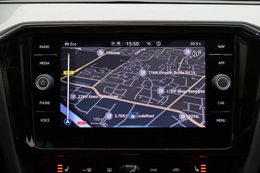 Volkswagen Passat Variant 1.4 TSI PHEV GTE Business Panoramadak, ACC, Apple Carplay, Trekhaak, Camera, Keyless