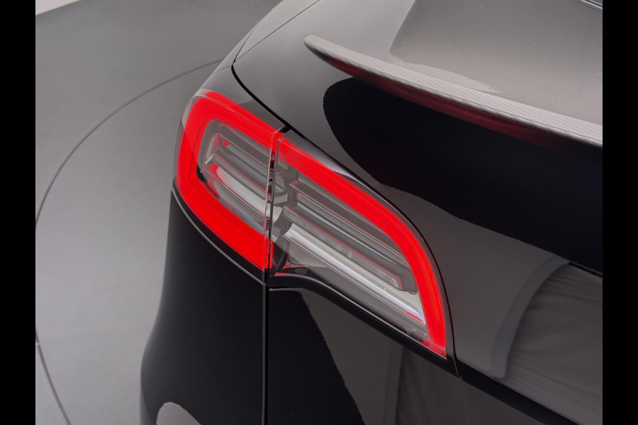 Tesla Model Y Performance AWD 75 kWh VAN:43.900,- VOOR:39.877,- UW HERFSTVOORDEEL:4.023,- SOH 95% | AFN. TREKHAAK | 21 INCH TURBINE VELGEN| TESLA FABRIEKSGARANTIE T/M 01-2027 of 80.000KM!| RESTERENDE FABRIEKSGARANTIE OP DE HOOGVOLTACCU + AANDRIJFLIJN T/M 01-2031 of 192.000KM!