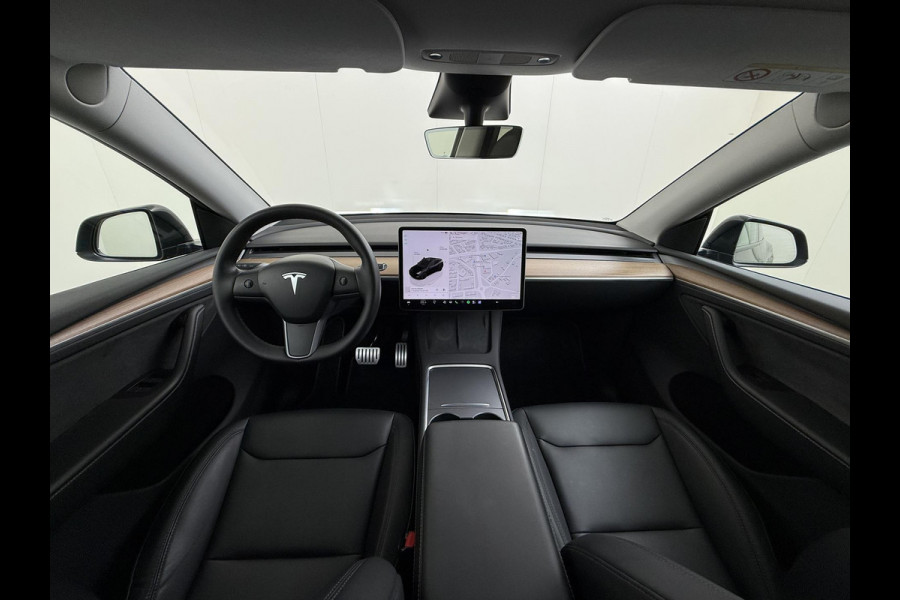 Tesla Model Y Performance AWD 75 kWh VAN:43.900,- VOOR:39.877,- UW HERFSTVOORDEEL:4.023,- SOH 95% | AFN. TREKHAAK | 21 INCH TURBINE VELGEN| TESLA FABRIEKSGARANTIE T/M 01-2027 of 80.000KM!| RESTERENDE FABRIEKSGARANTIE OP DE HOOGVOLTACCU + AANDRIJFLIJN T/M 01-2031 of 192.000KM!