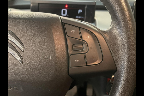 Citroën C4 Cactus 1.2 PureTech Feel 16"/Nieuwe Distributieset/Trekhaak/Navigatie/Apple Carplay & Android Auto/PDC/Climate/Cruise