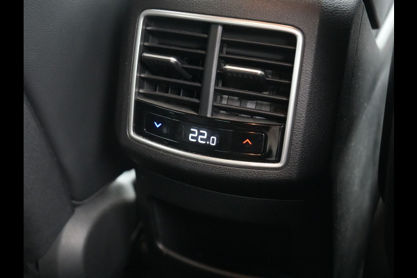 Kia Sportage 1.6 T-GDi PHEV AWD GT-Line 265pk Dealer O.H. | Trekhaak Afn. | Adaptive Cruise | 360 Camera | Harman / Kardon | Lederen Sportstoelen Memory & Ventilatie | Keyless | Apple Carplay | Blis | Stoelen & Stuur Verwarmd | Virtual | Navigatie |