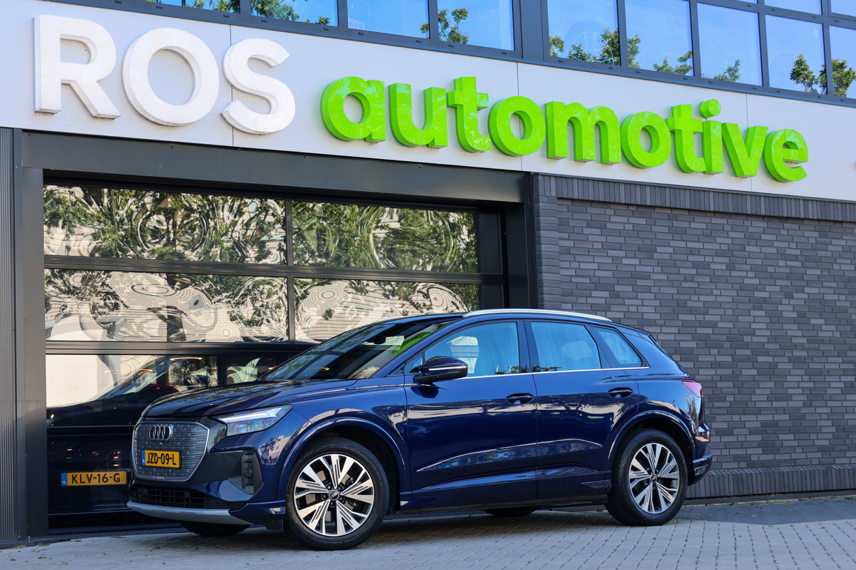 Audi Q4 e-tron 35 Launch edition Advanced Plus 55 kWh | ACC | STOELVERWARMING | CARPLAY | CAMERA |