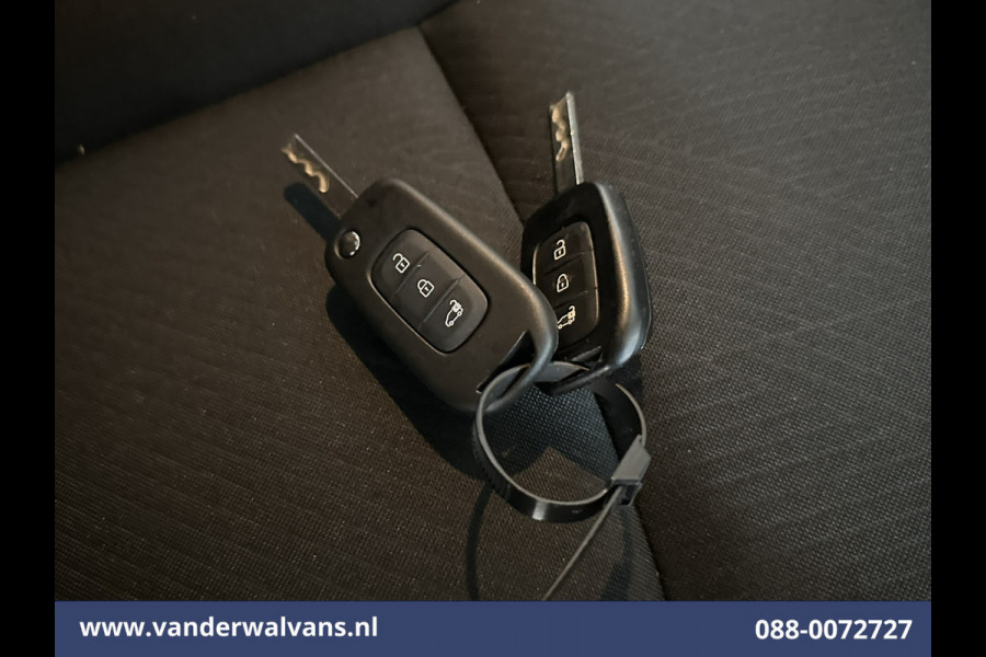 Renault Trafic 2.0 dCi 131pk L2H1 Euro6 Airco | Navigatie | Camera | LED | Cruisecontrol Parkeersensoren, Bijrijdersbank