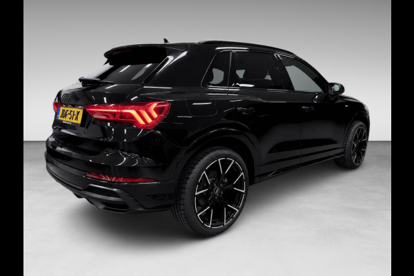 Audi Q3 35 TFSI S-LINE BLACK-LINE 20'' V-COCKPIT/NAVI/CARPLAY/DAB/ECC/ADAPT-CRUISE/PDC///