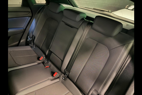 Audi Q3 35 TFSI S-LINE BLACK-LINE 20'' V-COCKPIT/NAVI/CARPLAY/DAB/ECC/ADAPT-CRUISE/PDC///