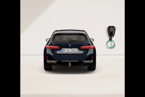 BMW i5 Touring xDrive40 M-Sport Pro - Full-Option - Adaptief M Onderstel Prof