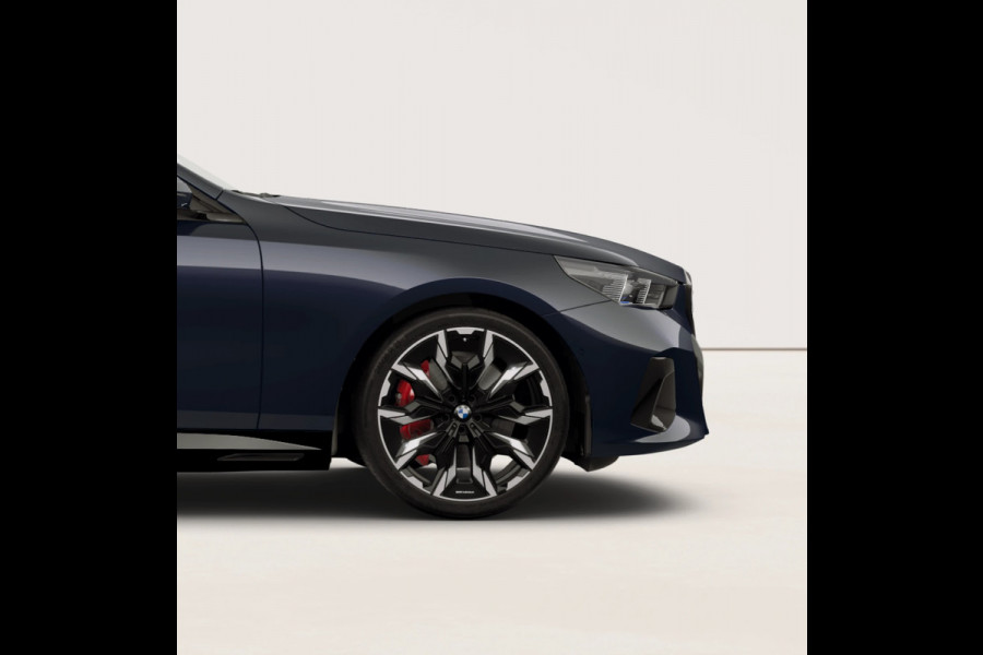 BMW i5 Touring xDrive40 M-Sport Pro - Full-Option - Adaptief M Onderstel Prof