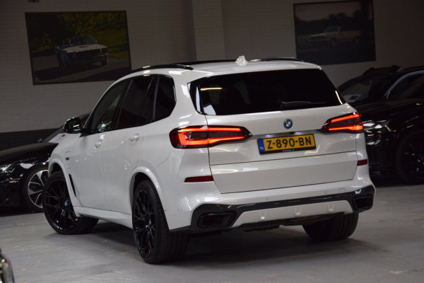 BMW X5 XDrive45e High Executive*M-Pakket* Panoramadak|ACC|360 View|Luchtvering|Compleet onderhouden