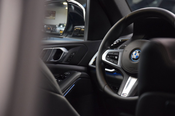 BMW X5 XDrive45e High Executive*M-Pakket* Panoramadak|ACC|360 View|Luchtvering|Compleet onderhouden