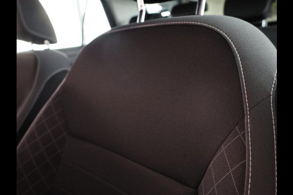 Škoda Fabia 1.0 TSI Ambition 95 pk | Navigatie via App | Parkeersensoren achter | Autom. airco | Cruise control | Apple Carplay/Android Auto |