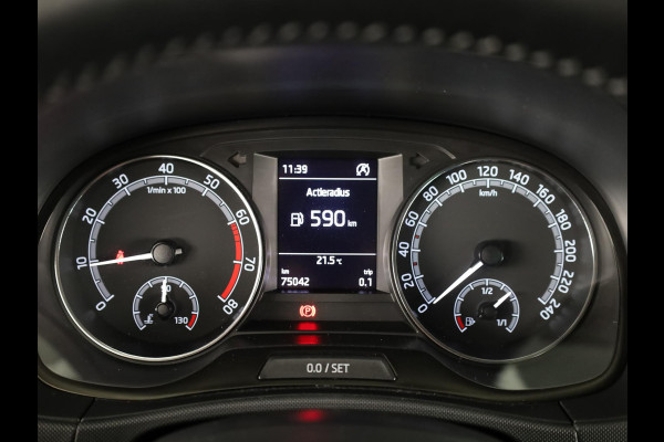 Škoda Fabia 1.0 TSI Ambition 95 pk | Navigatie via App | Parkeersensoren achter | Autom. airco | Cruise control | Apple Carplay/Android Auto |