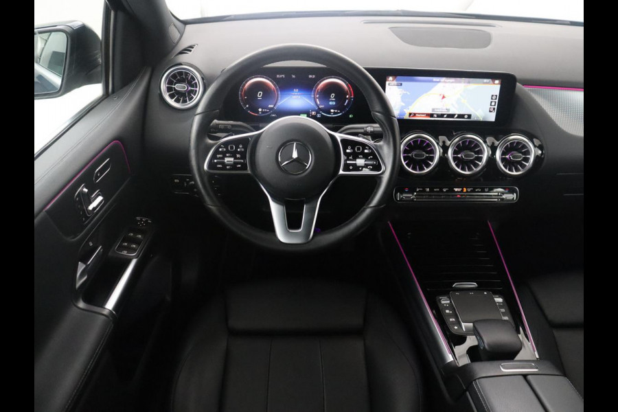 Mercedes-Benz B-klasse 250 e Business Solution Luxury Limited | SOH 97,5% | Panoramadak | Memory | Leder | Cruise control | Stoelverwarming | Sfeerverlichting | Elektrische achterklep | Camera | Park assist