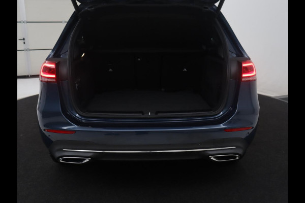 Mercedes-Benz B-klasse 250 e Business Solution Luxury Limited | SOH 97,5% | Panoramadak | Memory | Leder | Cruise control | Stoelverwarming | Sfeerverlichting | Elektrische achterklep | Camera | Park assist