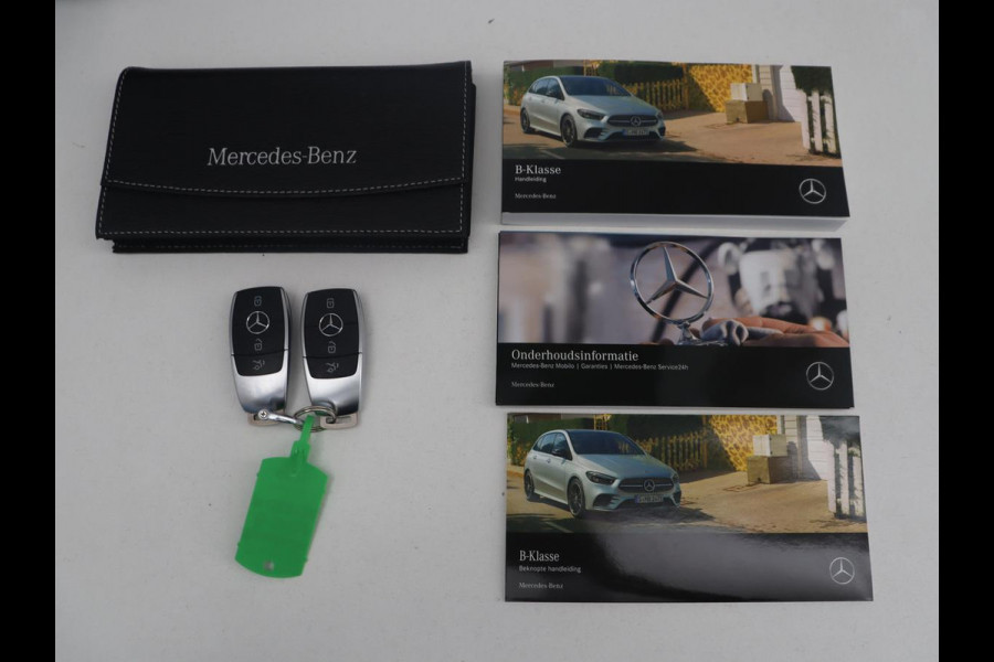 Mercedes-Benz B-klasse 250 e Business Solution Luxury Limited | SOH 97,5% | Panoramadak | Memory | Leder | Cruise control | Stoelverwarming | Sfeerverlichting | Elektrische achterklep | Camera | Park assist
