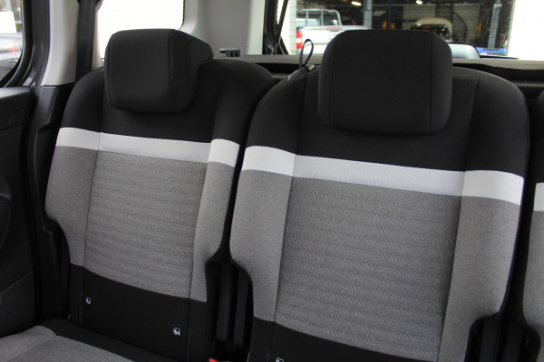 Citroën E-Berlingo Shine 50 kWh | 5P | Navigatie | Camera | BLIS | Trekhaak