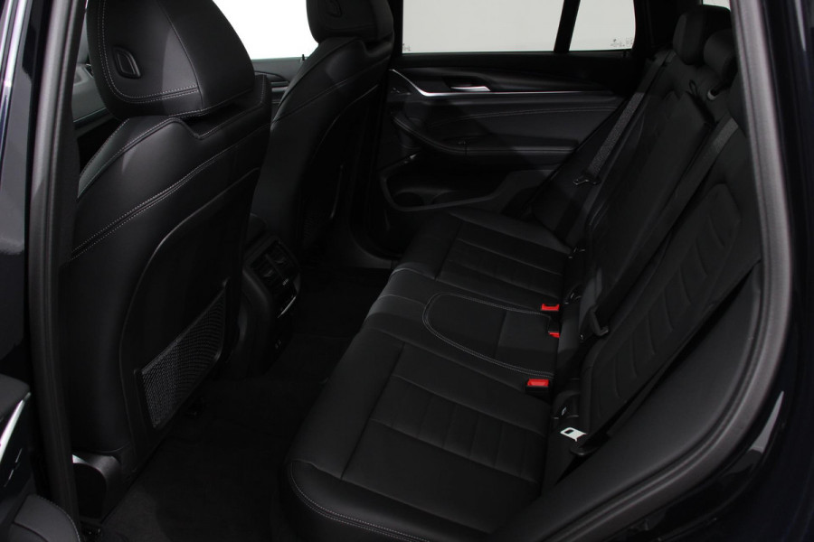 BMW X3 xDrive30e Hybrid High M-Sport Executive Leder Panoramisch Schuifdak Hifi Camera 360 Cruise Control Climate control Apple Carplay/ Android auto Lichtmetalen velgen