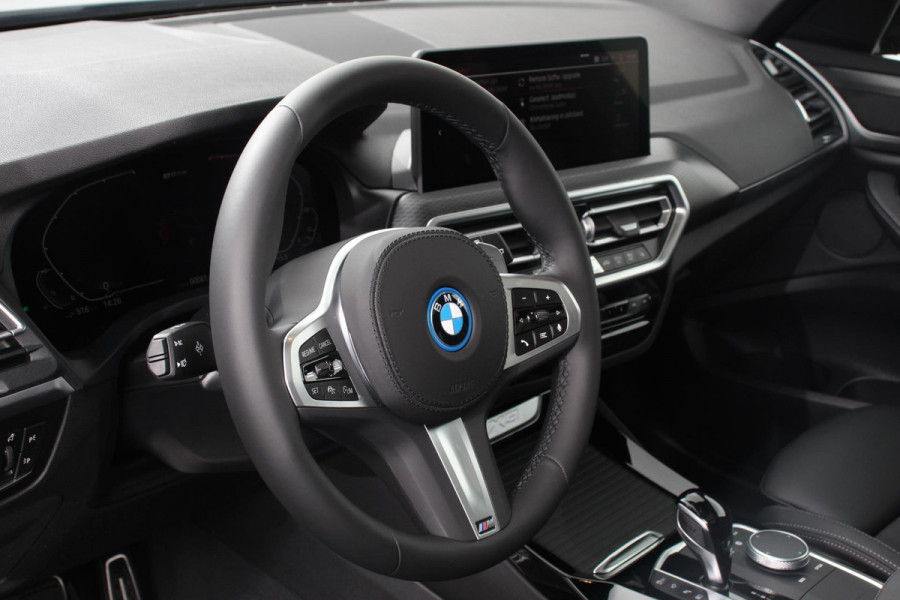 BMW X3 xDrive30e Hybrid High M-Sport Executive Leder Panoramisch Schuifdak Hifi Camera 360 Cruise Control Climate control Apple Carplay/ Android auto Lichtmetalen velgen