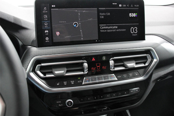 BMW X3 xDrive30e Hybrid High M-Sport Executive Leder Panoramisch Schuifdak Hifi Camera 360 Cruise Control Climate control Apple Carplay/ Android auto Lichtmetalen velgen