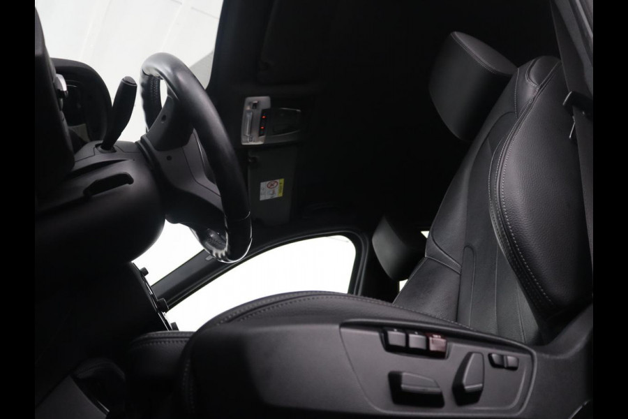 BMW X1 sDrive20i High Executive M-sport | Leder | Memory | Harman/Kardon | Head-up | Cruise control | Stoelverwarming | Climate control | Navigatie | Bluetooth | Park assist | Elektrische achterklep