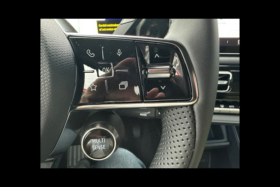 Renault 5 Comfort range iconic cinq 52 kWh | INCL. V2G LADER | WINTERPACK | CAMERA