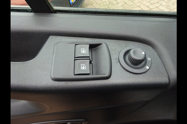 Renault Trafic 2.0 dCi 120 T29 L1H1 2 x SCHUIFDEUR AIRCO NAVIGATIE CRUISE CONTROL