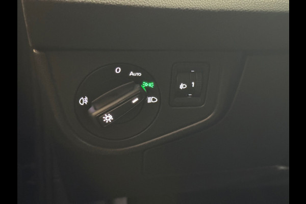 Volkswagen Polo 1.0 TSI Life Business | Stoelverwarming | Carplay | Led | Parkeersensoren
