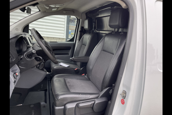 Opel Vivaro 2.0 CDTI 122pk L2H1 Edition nieuwe type / vaste prijs rijklaar € 12.950 ex btw / lease vanaf € 256 / airco / cruie / navi / camera / pdc / trekhaak 2500 kg !
