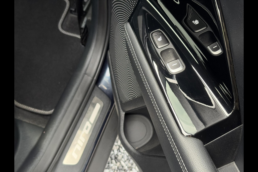 Kia Niro 1.6 GDi Hybrid ExecutiveLine ✓1e Eigenaar✓Trekhaak✓Draadloze telefoonlader✓Camera✓Stoelverw✓Stuurverw✓Stoelverkoeling✓Keyless✓Carplay✓Navi✓Clima✓Cruise✓Leder✓Pdc V+A✓Dodehoeksensor✓18''Lm velgen✓Memorystoelen✓N.A.P✓Apk tot 07-2027