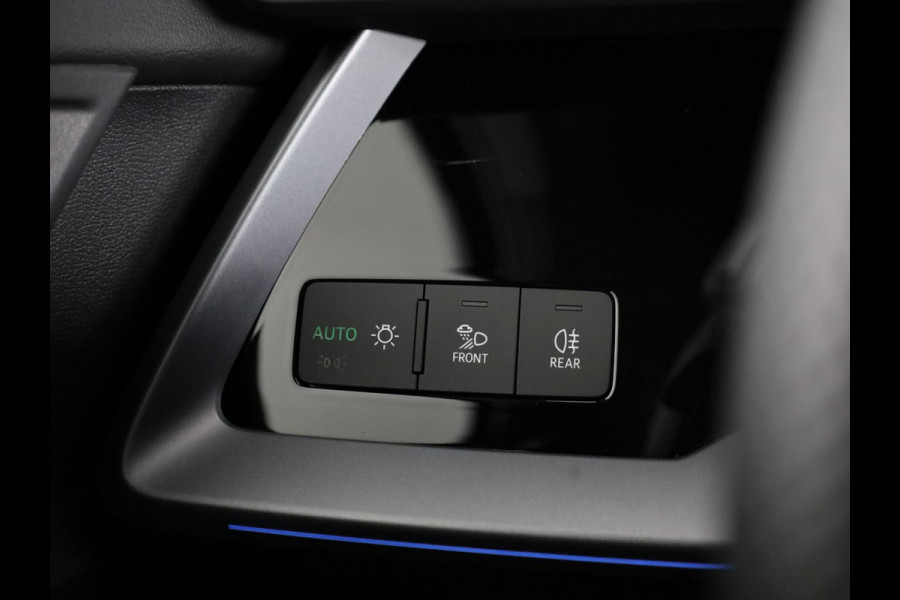 Audi A3 Sportback S edition 40 TFSI e 204 pk | Comfortpakket plus |  Lichtpakket plus ambient light | Trekhaak | S-int. zwart leder-kunstleder |