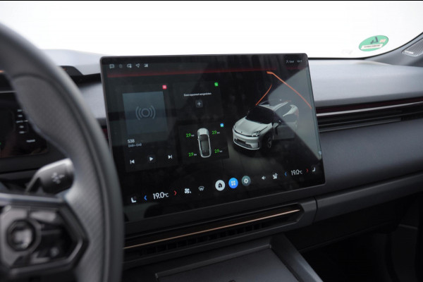Lynk & Co 08 350PK Automaat More / 200km elektrisch / Stoelventilatie / Massage / Adaptieve cruise control / Panoramadak / Stoelverwarming / Harman Kardon audio / Apple carplay / Parkeersensoren met 360 camera / Elektrische stoelen / BLIS