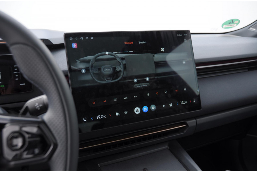 Lynk & Co 08 350PK Automaat More / 200km elektrisch / Stoelventilatie / Massage / Adaptieve cruise control / Panoramadak / Stoelverwarming / Harman Kardon audio / Apple carplay / Parkeersensoren met 360 camera / Elektrische stoelen / BLIS