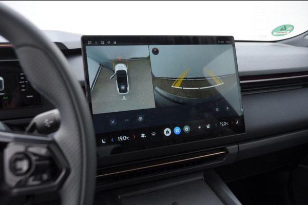 Lynk & Co 08 350PK Automaat More / 200km elektrisch / Stoelventilatie / Massage / Adaptieve cruise control / Panoramadak / Stoelverwarming / Harman Kardon audio / Apple carplay / Parkeersensoren met 360 camera / Elektrische stoelen / BLIS