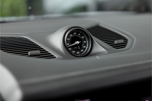 Porsche Cayenne 4.0 Turbo E-Hybrid - Sport Chrono + | Panorama | Bose | Stoelkoeling | Luchtvering
