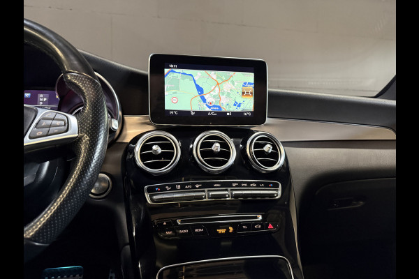 Mercedes-Benz GLC 250 4MATIC AMG Line Premium | Panoramadak | Stoelverwarming | Camera