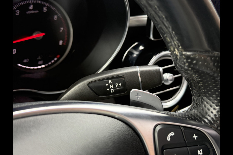 Mercedes-Benz GLC 250 4MATIC AMG Line Premium | Panoramadak | Stoelverwarming | Camera