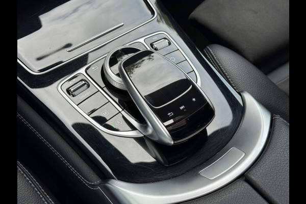 Mercedes-Benz GLC 250 4MATIC AMG Line Premium | Panoramadak | Stoelverwarming | Camera