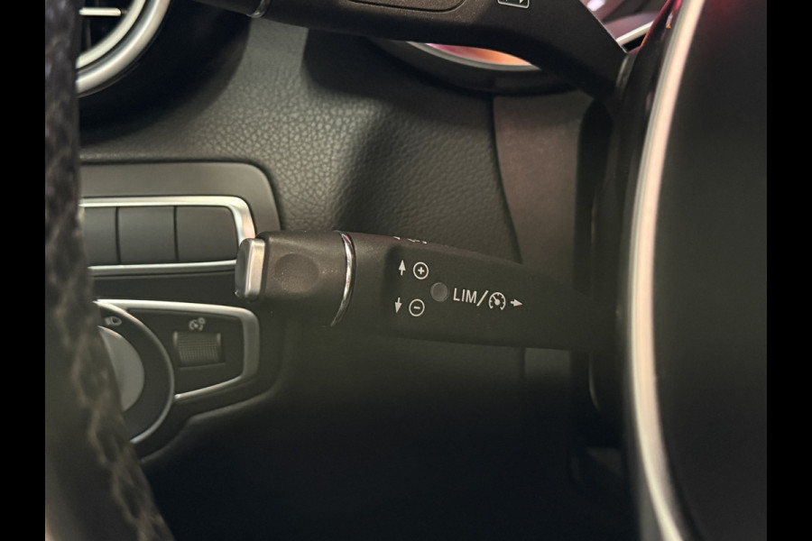 Mercedes-Benz GLC 250 4MATIC AMG Line Premium | Panoramadak | Stoelverwarming | Camera