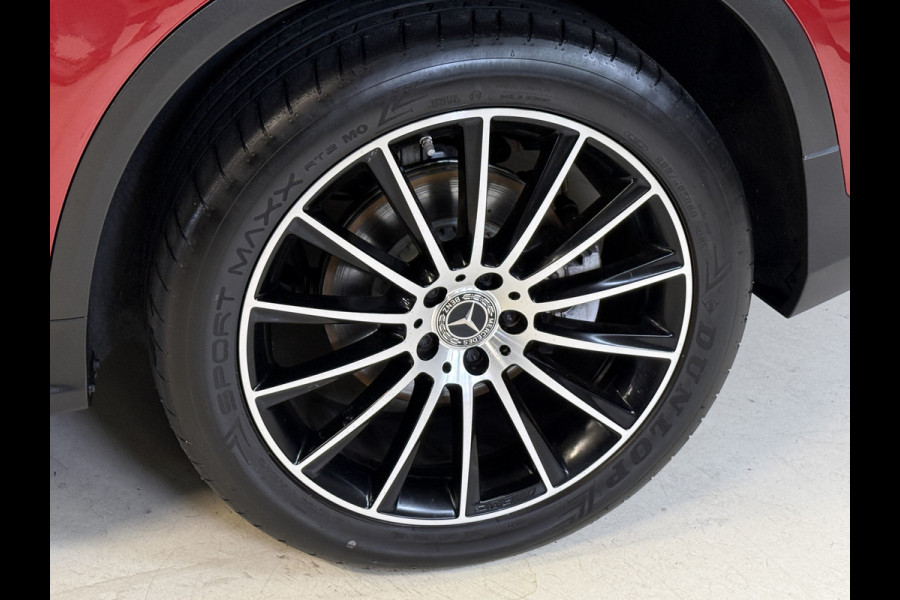 Mercedes-Benz GLC 250 4MATIC AMG Line Premium | Panoramadak | Stoelverwarming | Camera