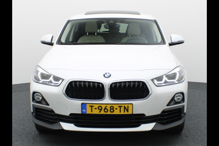 BMW X2 sDrive18i High Executive | Pano | Keyless | Memory Seat | Camera | Leder | Prijs Rijklaar!!