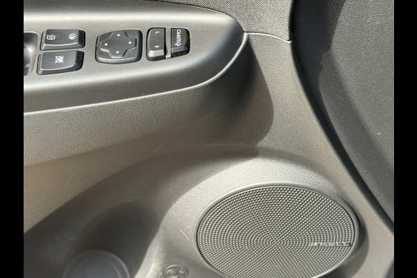 Hyundai Kona 1.6 GDI HEV Fashion Navi|Trekhaak|Camera|Dealer Onderhouden