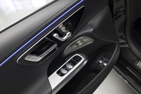 Mercedes-Benz E-Klasse E300e 4MATIC Exclusive Line |Pano|Hyperscreen|Burmester|