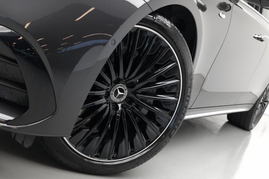 Mercedes-Benz E-Klasse E300e 4MATIC Exclusive Line |Pano|Hyperscreen|Burmester|