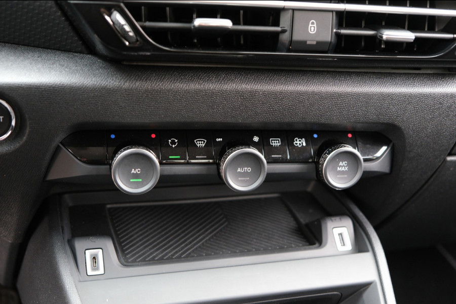Citroën C4 X 1.2 Puretech Shine *35.136km* Navi/Camera/Adaptieve Cruise NIEUWSTAAT