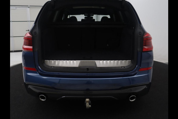 BMW X3 xDrive30e M Sport High Executive | Panoramadak | Leder | Adaptive cruise | Head-up | Stoelverwarming | Trekhaak | Sfeerverlichting | Camera | Park assist | Elektrische achterklep