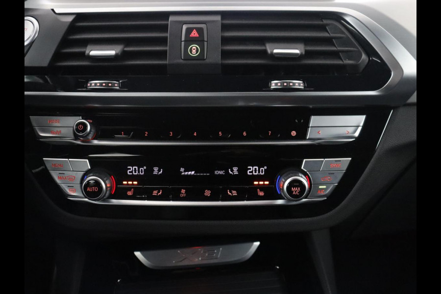 BMW X3 xDrive30e M Sport High Executive | Panoramadak | Leder | Adaptive cruise | Head-up | Stoelverwarming | Trekhaak | Sfeerverlichting | Camera | Park assist | Elektrische achterklep