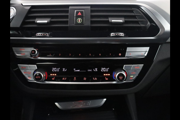BMW X3 xDrive30e M Sport High Executive | Panoramadak | Leder | Adaptive cruise | Head-up | Stoelverwarming | Trekhaak | Sfeerverlichting | Camera | Park assist | Elektrische achterklep