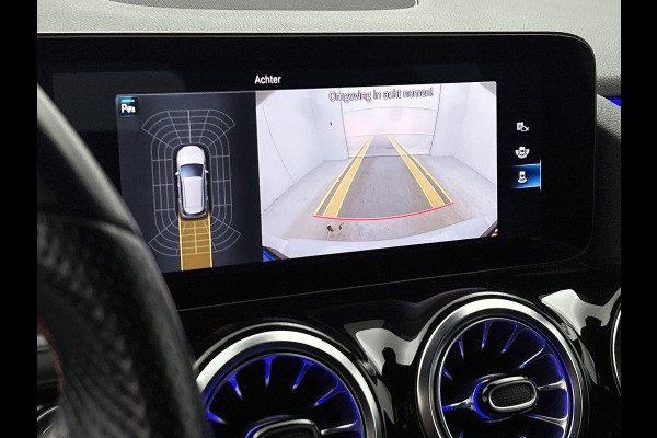 Mercedes-Benz B-Klasse 180 Business Solution AMG | AMG-line interieur | AMG- Line Exterieur | Achteruitrijcamera | Stoelverwarming | Sfeerverlichting| MULTIBEAM LED | 24 Maanden Mercedes-Benz Certified Garantie.