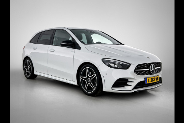 Mercedes-Benz B-Klasse 180 Business Solution AMG | AMG-line interieur | AMG- Line Exterieur | Achteruitrijcamera | Stoelverwarming | Sfeerverlichting| MULTIBEAM LED | 24 Maanden Mercedes-Benz Certified Garantie.